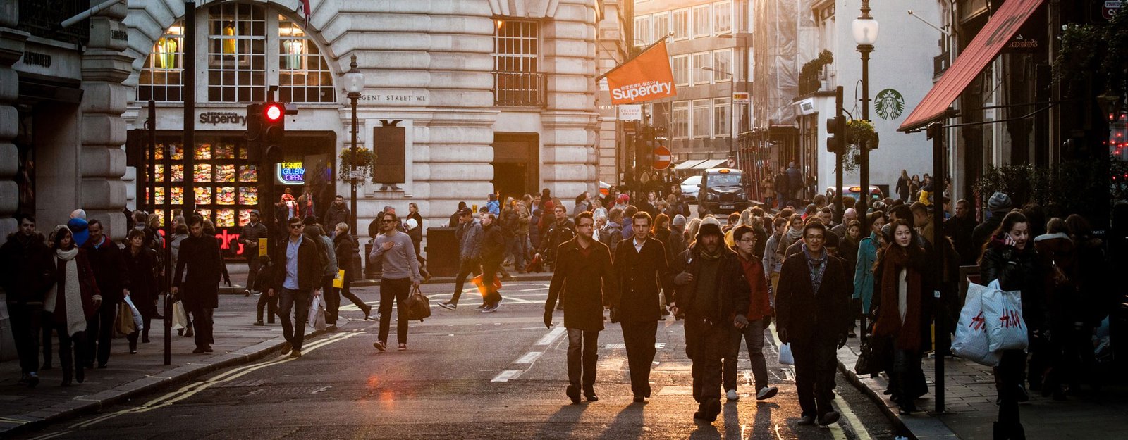 Large Business Saturday’ with Karlie Kloss, Lin-Man uel Miranda