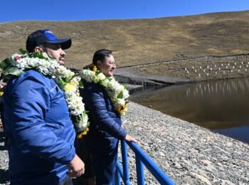 Gobierno entrega obras en Pucarani con una inversión de Bs 76,5 millones