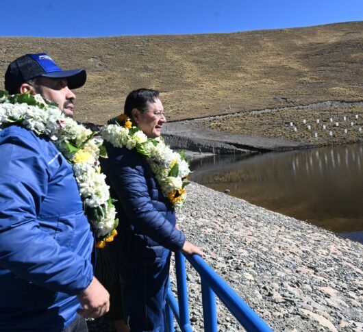 Gobierno entrega obras en Pucarani con una inversión de Bs 76,5 millones